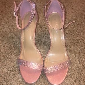 Pink champagne- sparkly heels!